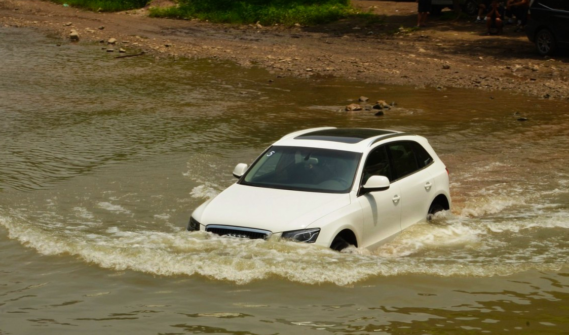 車內進水